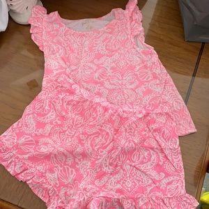 Lilly Pulitzer girls 2 piece set size xl